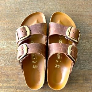 Womens barely worn Birkenstock size 36